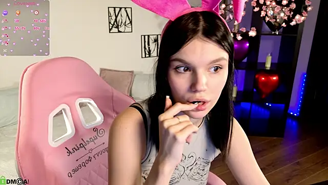 Snapshot of JanetCensley chatting on April 2026 09:32:02 AM JanetCensley online show from April 2026 09:32:02 AM