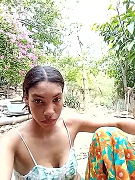 ginevere 20 online show from April 2026 08:20:02 PM