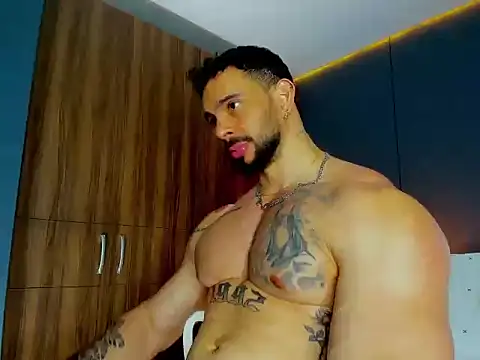 massimo visconti online show from February 2026 07:59:02 PM