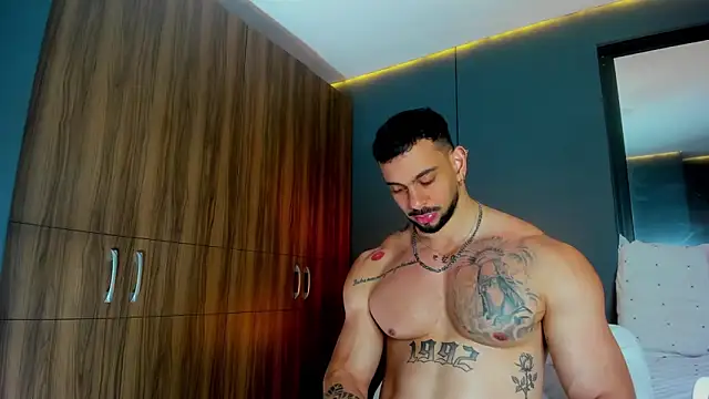 massimo visconti online show from April 2026 07:45:01 AM