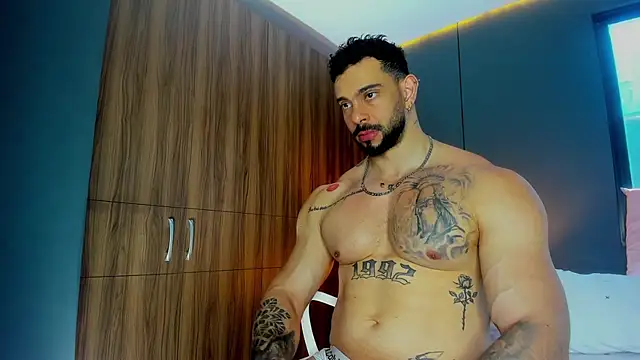 massimo visconti online show from May 2026 03:18:02 PM