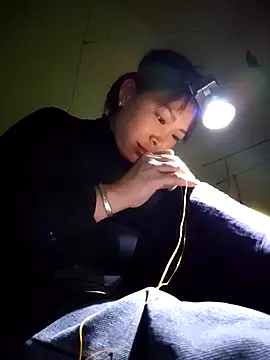 Snapshot of MiuNazz chatting on March 2026 05:34:01 AM MiuNazz online show from March 2026 05:34:01 AM