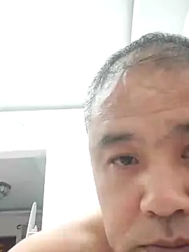 Snapshot of wanggang880903 chatting on May 2026 06:35:02 PM wanggang880903 online show from May 2026 06:35:02 PM
