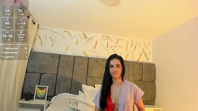 Snapshot of Samantha_Velle chatting on May 2026 01:46:01 AM Samantha Velle online show from May 2026 01:46:01 AM