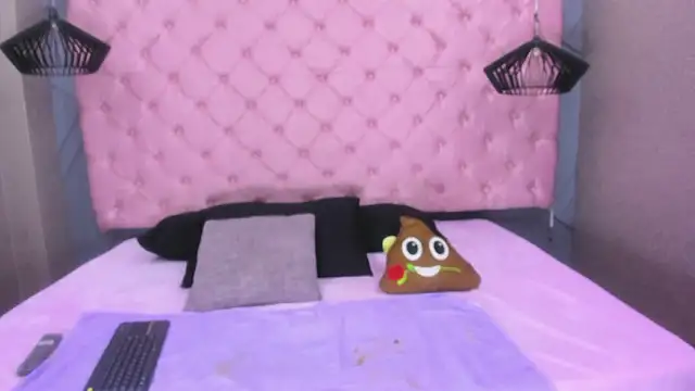 Snapshot of SARA_HORNY- chatting on March 2026 03:01:01 AM SARA HORNY- online show from March 2026 03:01:01 AM