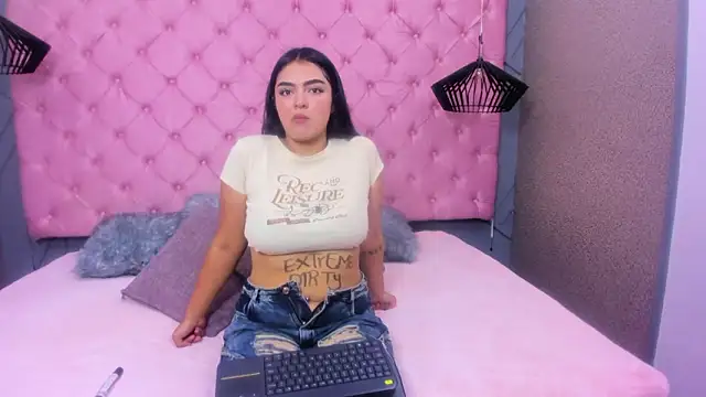 Snapshot of SARA_HORNY- chatting on March 2026 03:28:01 AM SARA HORNY- online show from March 2026 03:28:01 AM