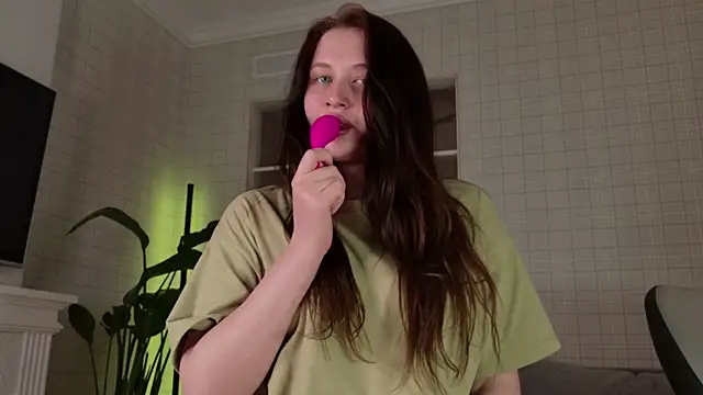 Snapshot of Jasmin_omgg chatting on April 2026 06:45:02 PM Jasmin omgg online show from April 2026 06:45:02 PM