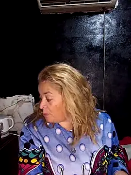 momismilf544 online show from May 2026 02:39:01 AM