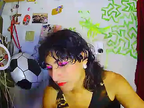 RAMONA TIJERAX online show from July 2026 09:04:02 AM