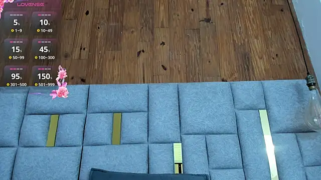 Snapshot of camilaa_smith_ chatting on April 2026 07:53:01 PM camilaa smith online show from April 2026 07:53:01 PM