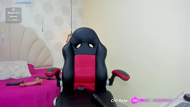 Snapshot of ROSEE_KAYLA1 chatting on March 2026 08:14:01 PM ROSEE KAYLA1 online show from March 2026 08:14:01 PM