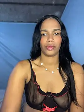 Snapshot of FlorSalvaje_ chatting on June 2026 12:59:01 AM FlorSalvaje online show from June 2026 12:59:01 AM