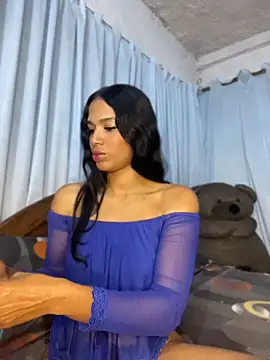 Snapshot of FlorSalvaje_ chatting on June 2026 12:30:01 AM FlorSalvaje online show from June 2026 12:30:01 AM