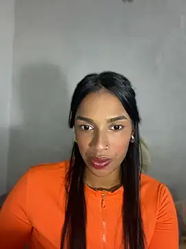 FlorSalvaje  online show from August 2026 12:56:02 AM