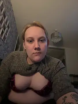 SassieBlondie online show from February 2026 09:48:02 PM