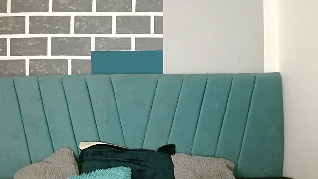 Snapshot of Sweet_kitty_05 chatting on March 2026 11:19:02 PM Sweet kitty 05 online show from March 2026 11:19:02 PM