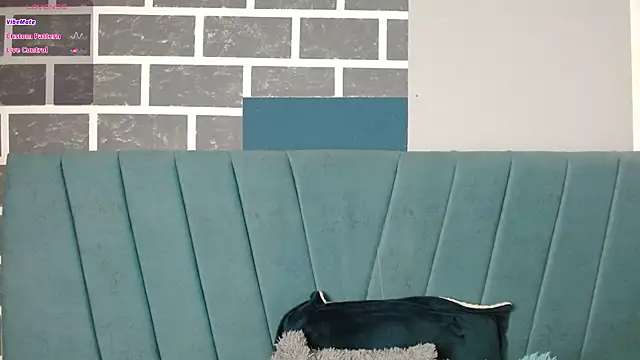 Snapshot of Sweet_kitty_05 chatting on March 2026 11:17:01 PM Sweet kitty 05 online show from March 2026 11:17:01 PM