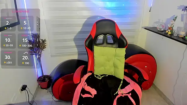 Snapshot of Agatha_Marin chatting on April 2026 11:16:01 PM Agatha Marin online show from April 2026 11:16:01 PM