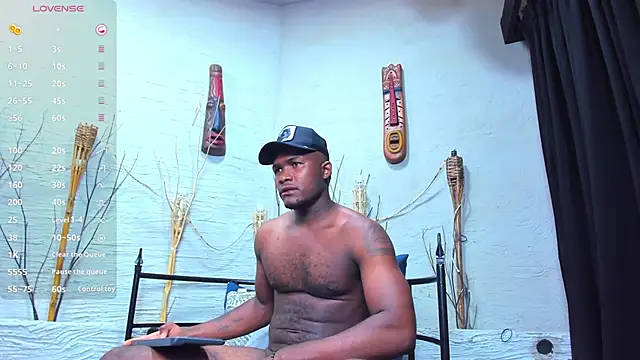 Snapshot of DarianWill18 chatting on April 2026 03:18:01 AM DarianWill18 online show from April 2026 03:18:01 AM