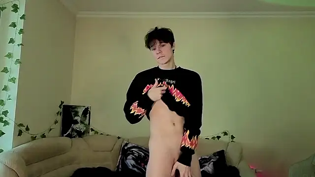 Snapshot of AnthonyCuutie chatting on March 2026 07:15:01 AM AnthonyCuutie online show from March 2026 07:15:01 AM