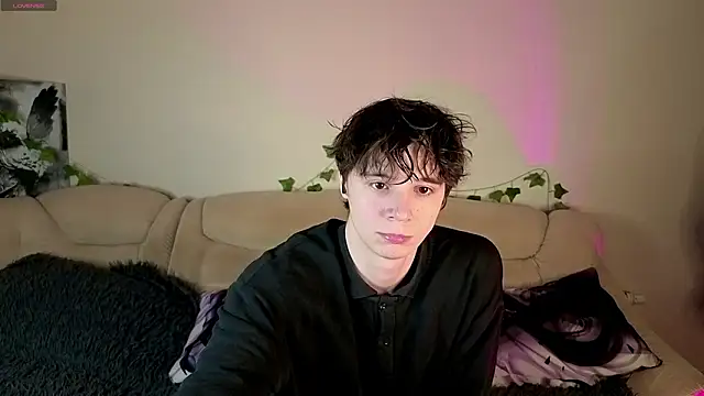 Snapshot of AnthonyCuutie chatting on March 2026 04:57:02 PM AnthonyCuutie online show from March 2026 04:57:02 PM