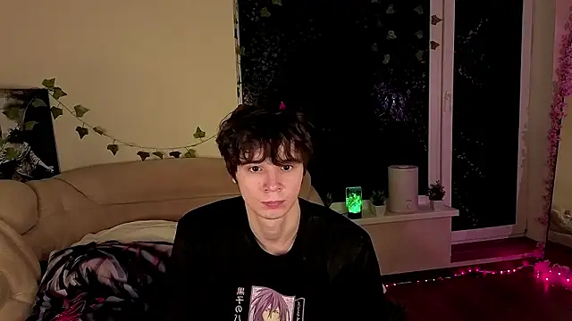 Snapshot of AnthonyCuutie chatting on March 2026 08:04:01 PM AnthonyCuutie online show from March 2026 08:04:01 PM