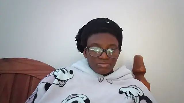 Snapshot of SexyGemBeauty chatting on April 2026 10:24:02 AM SexyGemBeauty online show from April 2026 10:24:02 AM