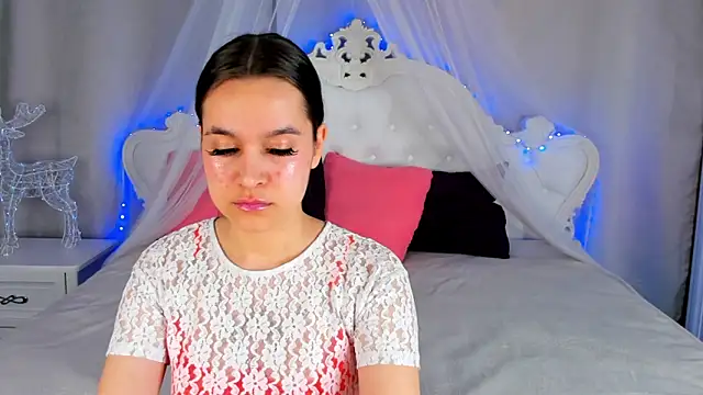 Snapshot of AishaTempt chatting on March 2026 08:32:02 AM AishaTempt online show from March 2026 08:32:02 AM