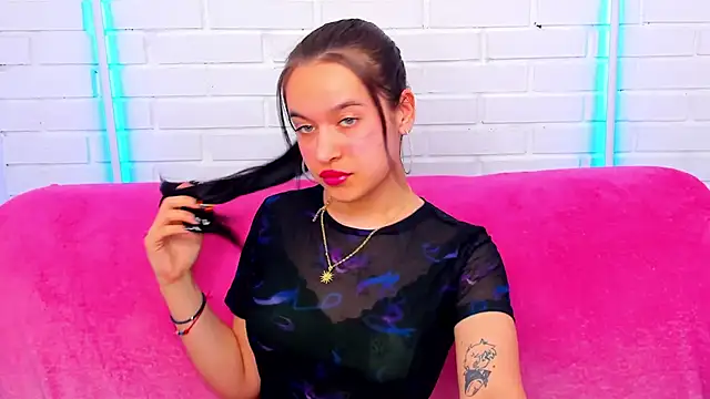 Snapshot of AishaTempt chatting on March 2026 08:40:01 AM AishaTempt online show from March 2026 08:40:01 AM