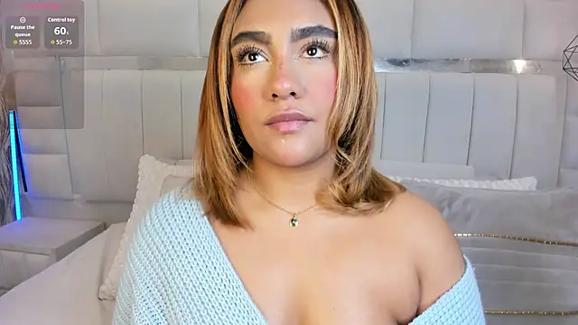 Snapshot of angueljonnes chatting on March 2026 04:29:01 AM angueljonnes online show from March 2026 04:29:01 AM