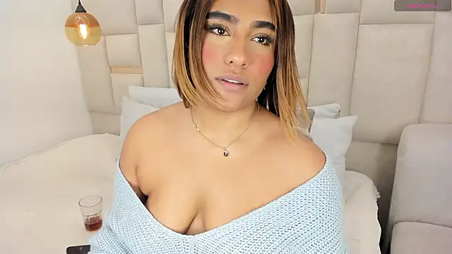 Snapshot of angueljonnes chatting on March 2026 05:46:01 AM angueljonnes online show from March 2026 05:46:01 AM