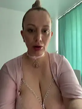 Avery Wilson online show from June 2026 03:27:02 AM