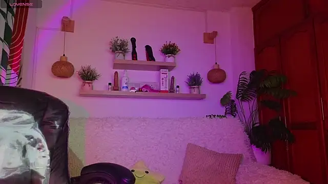 nikolwalter  online show from June 2026 01:17:01 AM