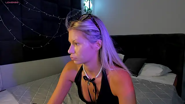 Snapshot of Sidny_Beth chatting on July 2026 12:02:01 AM Sidny Beth online show from July 2026 12:02:01 AM