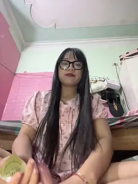 Leeeeiu online show from June 2026 03:16:02 PM