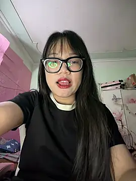 Leeeeiu online show from June 2026 03:11:02 PM