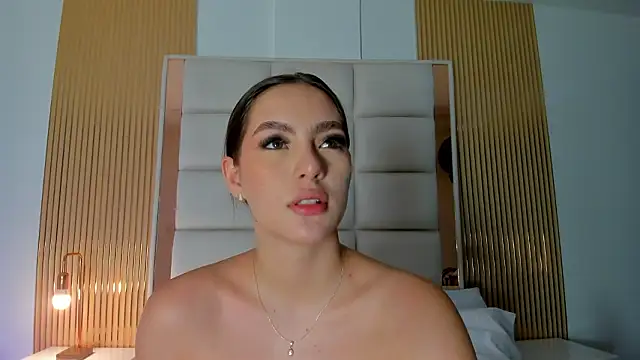 Megaan Rousee online show from March 2026 07:33:01 PM