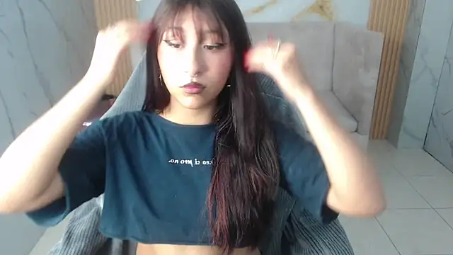 Snapshot of moraa_s chatting on March 2026 03:23:01 AM moraa s online show from March 2026 03:23:01 AM