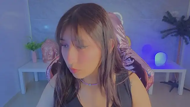 Snapshot of moraa_s chatting on March 2026 03:00:01 AM moraa s online show from March 2026 03:00:01 AM