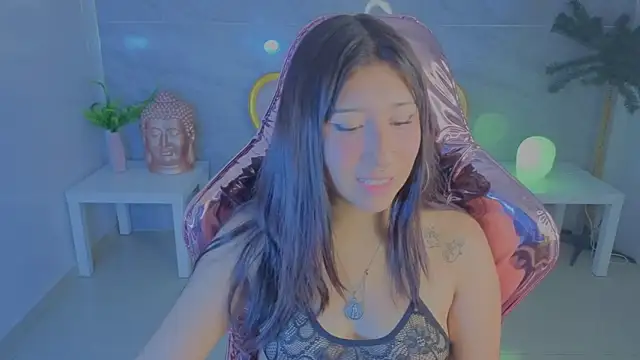 Snapshot of moraa_s chatting on March 2026 03:01:02 AM moraa s online show from March 2026 03:01:02 AM