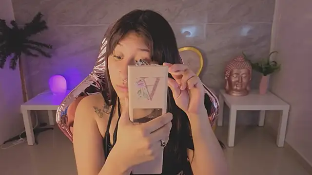 Snapshot of moraa_s chatting on April 2026 08:03:01 PM moraa s online show from April 2026 08:03:01 PM