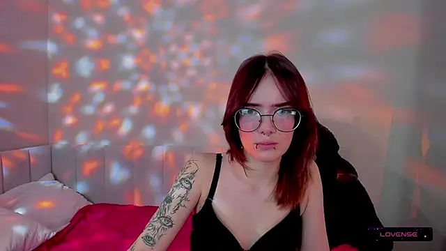 Marika Degas online show from March 2026 12:33:01 PM