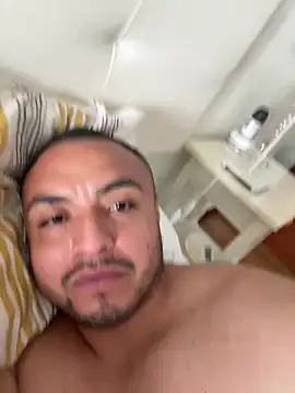 alexandeerr1986 online show from May 2026 10:54:02 AM