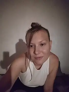 August Shine online show from June 2026 06:01:01 PM