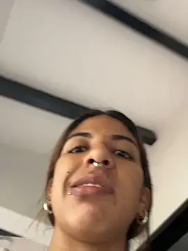 Snapshot of VioletaHills_ chatting on May 2026 12:13:02 PM VioletaHills online show from May 2026 12:13:02 PM