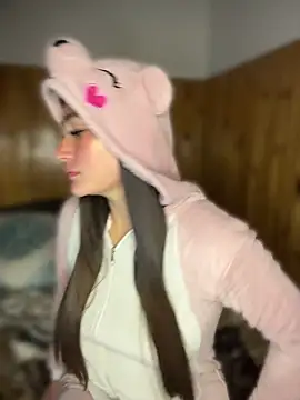 Miss Dani online show from April 2026 04:37:01 AM