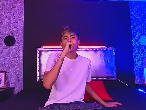 Snapshot of YOSEPH_20 chatting on March 2026 02:02:01 AM YOSEPH 20 online show from March 2026 02:02:01 AM