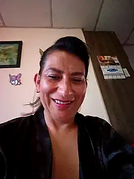 Lucia Rios online show from April 2026 10:56:02 PM
