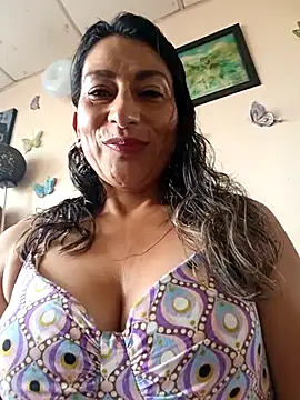 Lucia Rios online show from June 2026 08:22:02 PM