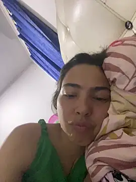 Snapshot of allyson-cute03 chatting on April 2026 09:04:02 PM allyson-cute03 online show from April 2026 09:04:02 PM